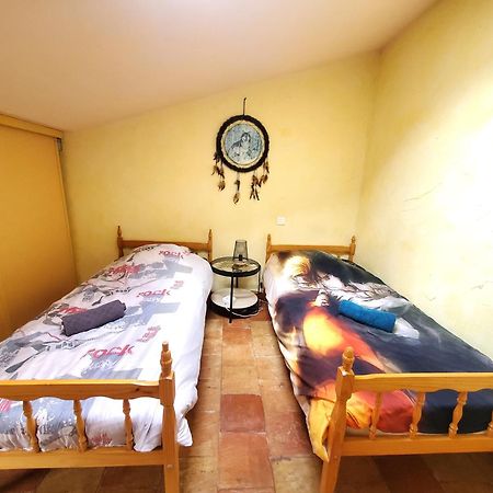 Agreable Maison De Ville Avec Patio Sigean Buitenkant foto
