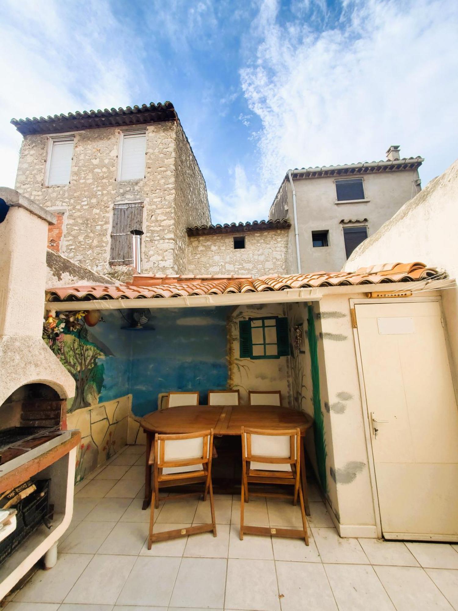 Agreable Maison De Ville Avec Patio Sigean Buitenkant foto